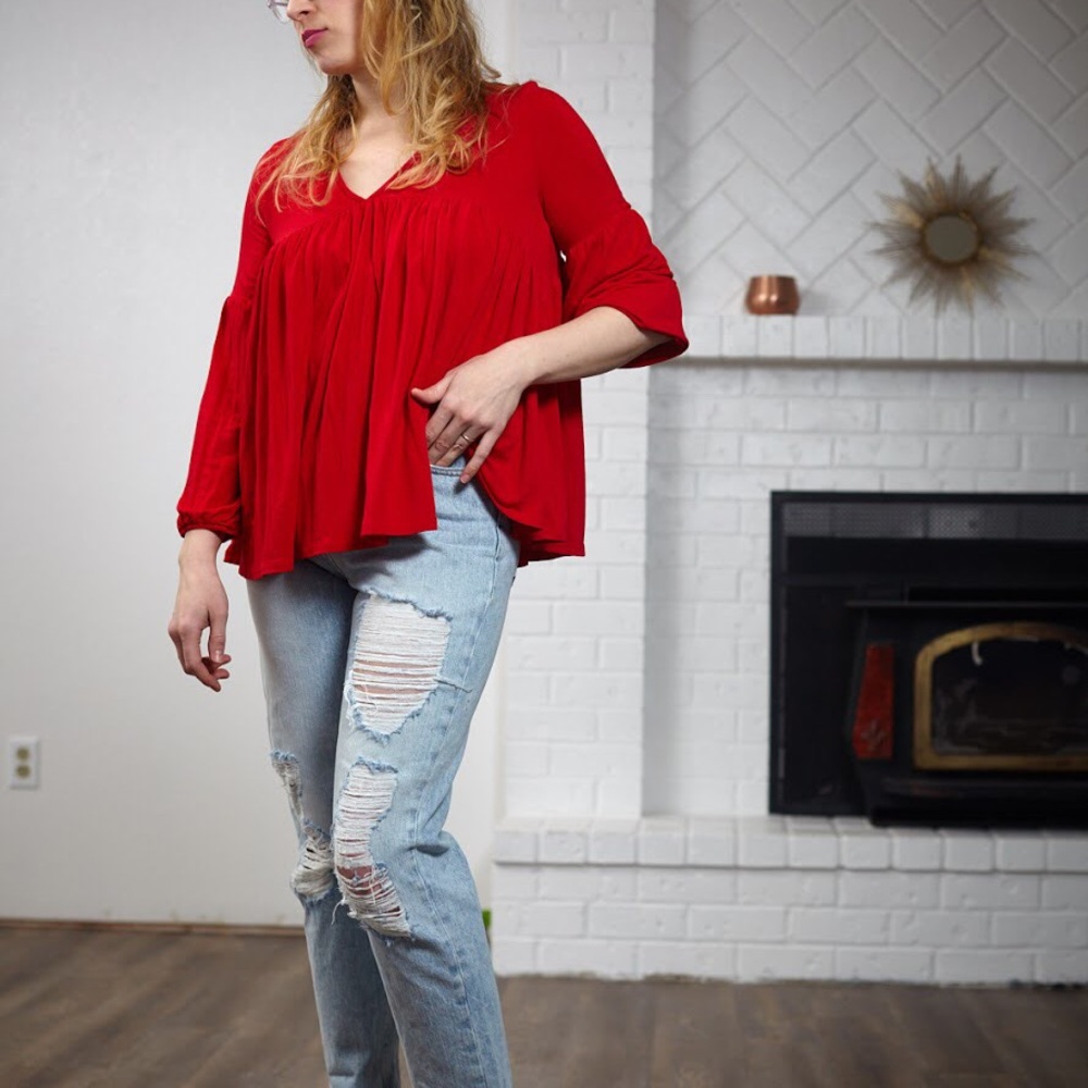 Red top - Picture 3 of 3